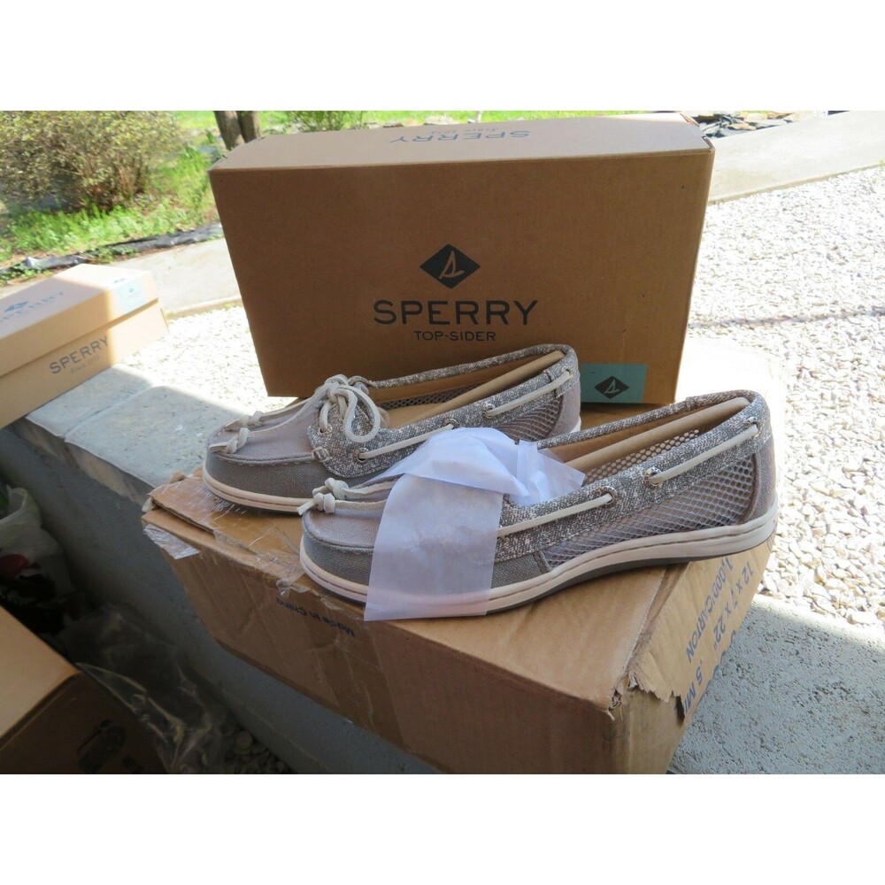 NWT Womens Sand Grey Top Sider Firefish Boat Shoes, 5.5